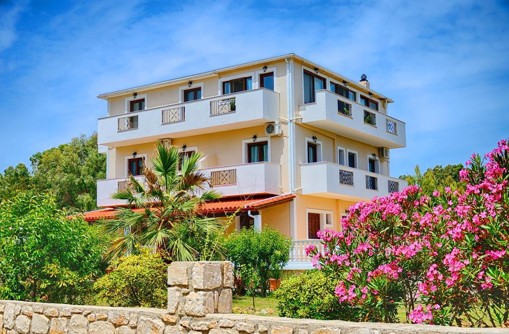 Andriani-Michalis Studios Vasilikos Exterior photo